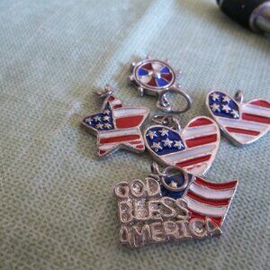 USA Charms